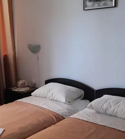 Studio At Vigo Апартамент